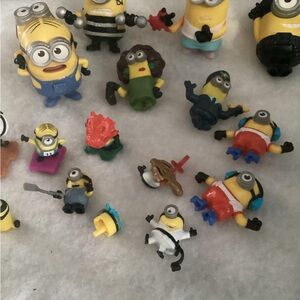 Minions Themed Toy Set - Multicolor